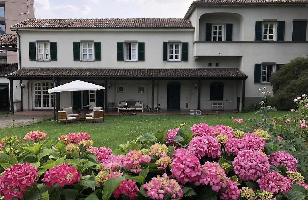 L'acero Rosso B&b-1